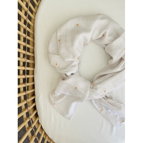 Mini & Me Bamboo Muslin Wrap Daisy