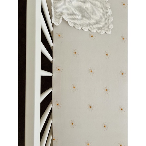 Mini & Me Fitted Cot Sheet Daisy