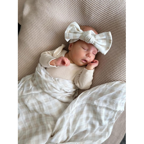 Mini & Me Bamboo Muslin Wrap Nude Gingham + FREE Matching Beanie valued at $14.99