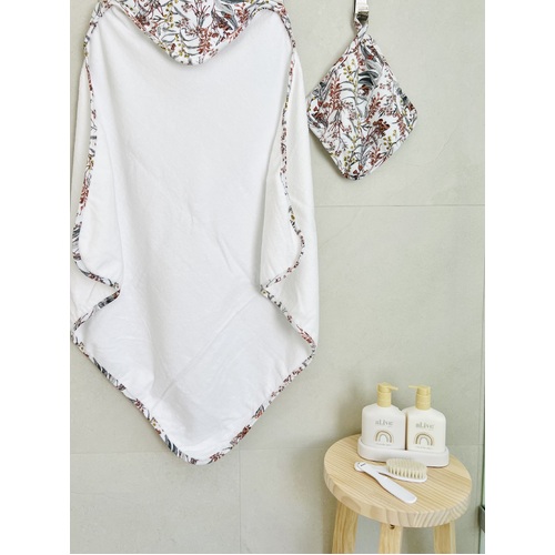 Mini & Me Hooded Towel & Wash Cloth Set Native Garden - Clearance