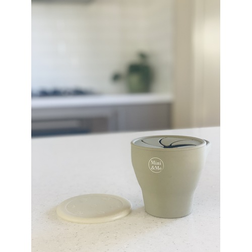 Mini & Me Snack Cup Collapsible with Lid Olive