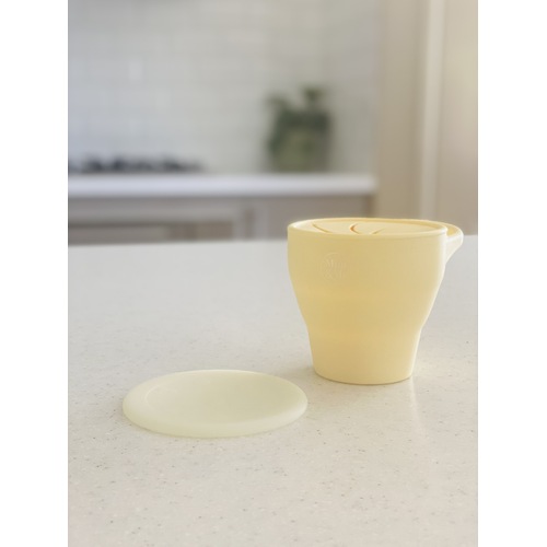 Mini & Me Snack Cup Collapsible with Lid Custard